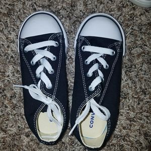 Size 10 toddler converse